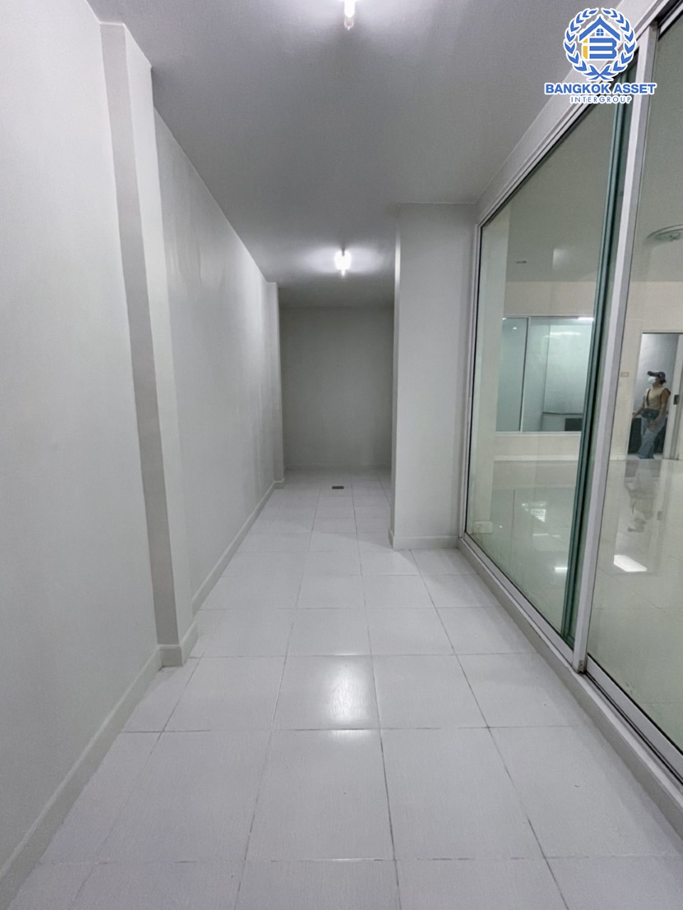 *****บ้านแฝดมือสอง ม.ทิพธนา เพชรเกษม 53 พร้อมรองรับทุกความสุข บนเนื้อที่ 40 ตร.ว. ฟังก์ชัน 4 ห้องนอน 3 ห้องน้ำ 2 ที่จอด บนทำเลใกล้ The Mall บางแค รถไฟฟ้าสายสีน้ำเงิน "สถานีบางแค" เชื่อมสู่ถนนกาญจนาภิเษก, ถนนเพชรเกษม, ถนนพุทธมณฑลสาย2